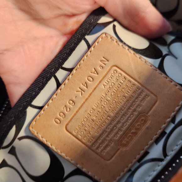 Vintage Coach Hampton Black & Blue Handbag Satchel Purse - Picture 13 of 14